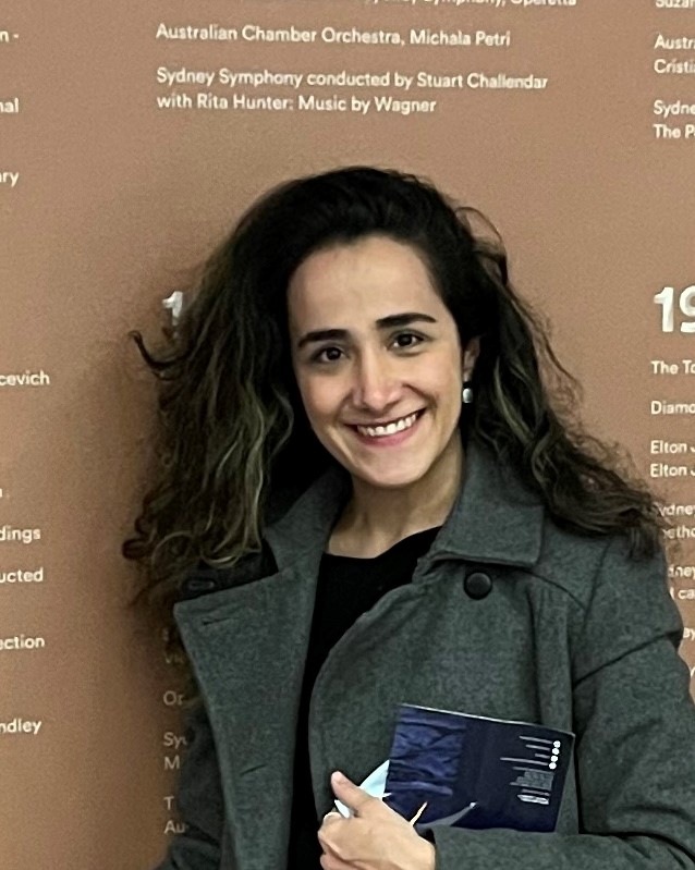Negar Naderpajouh