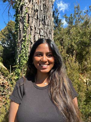 Headshot of Anusha Ganti