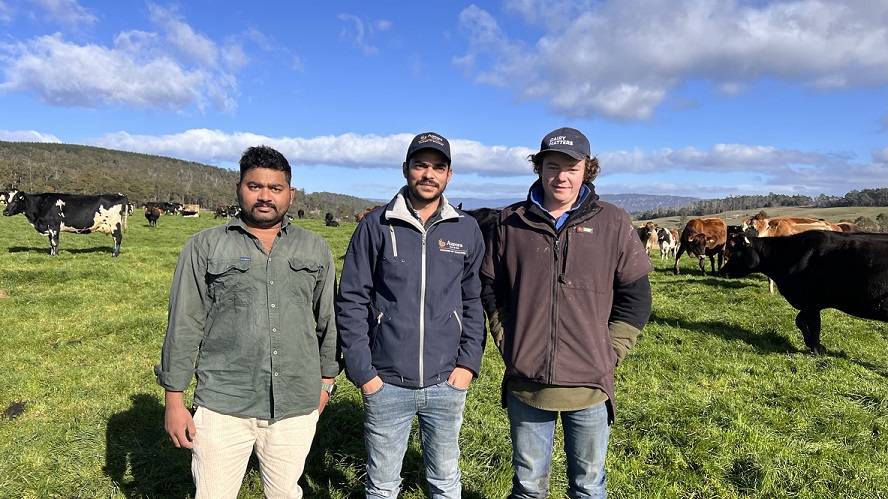 The Avenue - (L-R) Mahesh Vustepallia, Pradeep Badavath (manager) and Alex Bennett